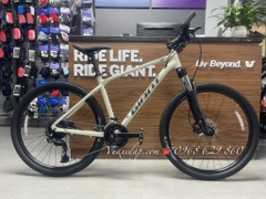 2024 GIANT ATX 860