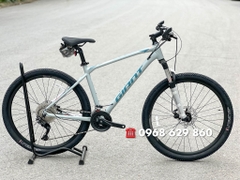 Xe đạp địa hình GIANT ATX 860 2022