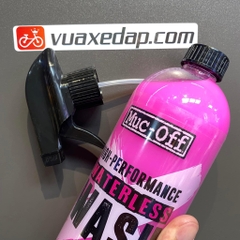 Bình rửa xe không cần nước Muc-Off Waterless Wash 750ml cho xe đạp, xe máy hoặc ô tô