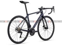 2023 GIANT TCR ADV 1 D-KOM