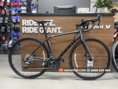 2022 GIANT TCR ADV 1 D KOM