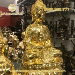 Tượng Phật Thích Ca Mâu Ni ngồi cầm bát mạ vàng