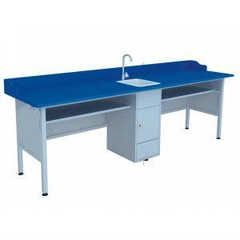 Bàn thí nghiệm hóa sinh chân sắt