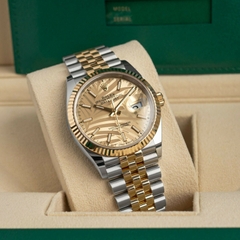 ĐỒNG HỒ ROLEX DATEJUST 36 126233 MẶT SỐ CÂY LÁ NHIỆT ĐỚI VÀNG CHAMPAGNE CỌC SỐ DẠ QUANG