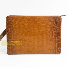 Túi clutch da cá alligator brown