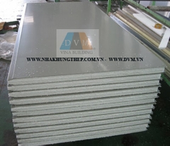 Panel tường trong phẳng