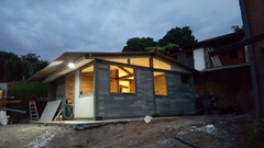 Căn nhà xây trong 5 ngày, chi phí rẻ không ngờ nhờ làm từ gạch... nhựa