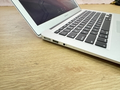 Macbook Air 13 Inch 2015 - Core i5-1.6 GHz - RAM 8GB - SSD 128GB - SILVER