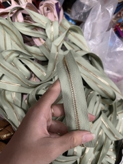 Đoạn Dây Kéo Răng 5( chưa gồm đầu kéo và chặn kéo): LOẠI 1 CHIỀU