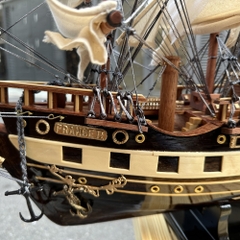Mô Hình Thuyền Buồm Gỗ Phong Thuỷ France II - Thuyền Buôn Cổ của Pháp - Gỗ Muồng Đen - Thân dài 60cm