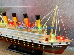 Mô Hình Tàu Thuỷ RMS Titanic - Tàu Titanic mô hình Gỗ Tự Nhiên | Dài 40cm (Đèn LED Màu)