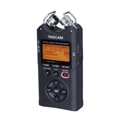 Máy ghi âm chuyên nghiệp TASCAM DR-40 4-Track Portable Digital Recorder