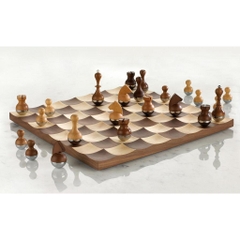 Bộ cờ vua độc đáo Umbra Wobble Chess Set