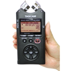 Máy Ghi Âm Chuyên Nghiệp TASCAM DR-40 VERSION 2