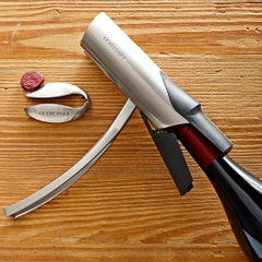 Bộ mở rượu vang cao cấp Le Creuset Antique Chrome Vertical Lever Wine Opener