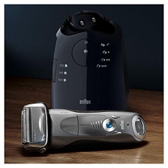 Máy cạo râu Braun Series 7 Smart Shaver with Clean & Charging System 790cc