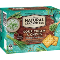 Bánh quy giòn The Natural Cracker Sour Cream & Chives 160g