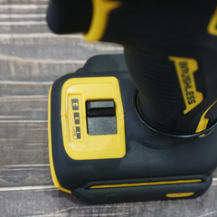 DEWALT DCF850N