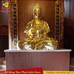 Tượng Phật Adida ngồi đài sen bằng đồng dát vàng lắp cho chùa tại Hưng Yên