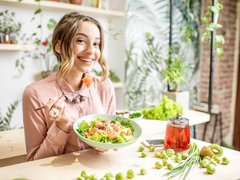 Cơ thể con người tái tạo hoàn toàn trong vòng 7 năm?