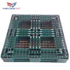 Pallet xuất khẩu màu đen KT: 1100 x 1100 x 150mm