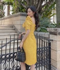 Đầm gấm xòe nơ ngực vàng C1737