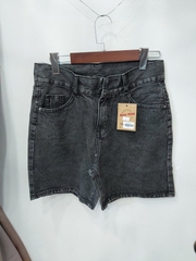 Quần jean ngố 2 nút trơn đen B5232