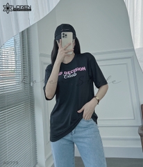 Áo thun nữ LOREN in chữ Bad Decision đen A2773