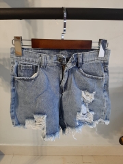 Quần jean short rách xanh B5022
