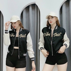 Áo Khoác Dù Nữ Kiểu Bomber In Chữ Vibes Shoot 02