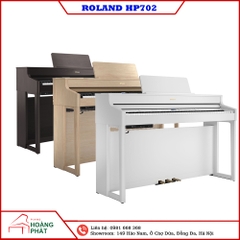 ROLAND HP702