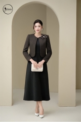 Áo vest cổ tròn đính hoa màu đen trì