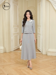 Sét bộ tay lỡ cổ tròn đính hoa màu ghi