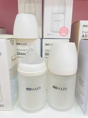 Bình sữa Moyuum thuỷ tinh tráng silicon Hàn Quốc