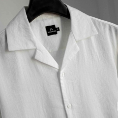 Áo sơ mi nam ngắn tay vải đũi linen xước, thiết kế cổ danton, cổ vest, form regular Linen Danton AMANLAB