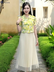 Sơ mi cổ đức hoa croptop trẻ trung UKSM2505010