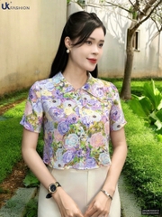 Sơ mi cổ đức hoa croptop trẻ trung UKSM2505010