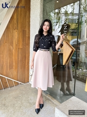 Áo Sơ Mi Cổ Sen Bẻ Thêu Hoa UK Fashion Công Sở Nữ Thanh Lịch, Nữ Tính Vải Mềm Mịn UKFSM2408010