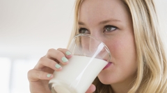 Sữa bổ sung canxi cho người trưởng thành chất lượng và an toàn.
