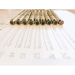 Bút line đi nét vẽ kỹ thuật đủ size Sakura Pigma Micron - Màu đen