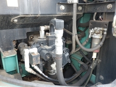 Máy xúc ddapf kobelco SK75UR-5-06556