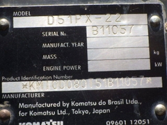 Máy ủi bánh xích hiệu komasu D51PX-22-11057