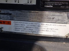 Máy ủi bánh xích hiệu komasu D51PX-22-11057