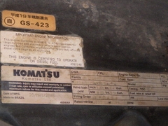 Máy ủi bánh xích hiệu komasu D51PX-22-11057