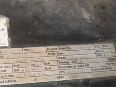 Máy ủi bánh xích hiệu komasu D51PX-22-11057