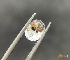 Đá Topaz trắng tự nhiên.