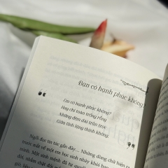 Sách - Vườn Nhà Có Nắng Trong Lòng Nở Hoa