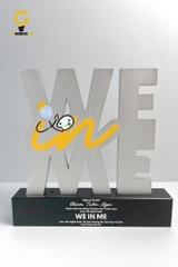 Cúp hợp kim cao cấp WE IN ME - giải thưởng nghệ thuật cho học viên Nghệ thuật VCVAA