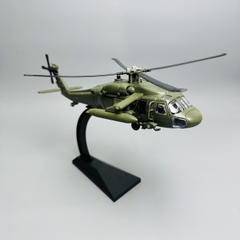 Mô Hình trực thăng 1:100 Hợp kim - Có tiếng - đèn pha sáng - Dài 25cm - rộng 10cm - cao 5cm - nặng ~ 1000gram - FULL BOX : box màu SKU : oto257 - K64-T5-S1