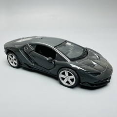 Mô Hình xe lambor đen tỉ lệ 1:36 Hợp kim có thể mở cửa - bánh sau chạy cót - Dài 12cm - rộng 5.5cm - cao 3cm nặng : 200gram - FULL BOX : box màu SKU : oto183 - K63-T1-S9